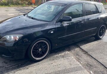 Mazda 3 135.000 km 2.400 &euro; Offenbach am Main 63075