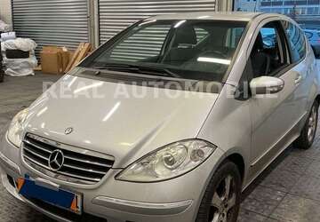 Mercedes-Benz A 170 106.000 km 4.890 &euro; Frankfurt 65933