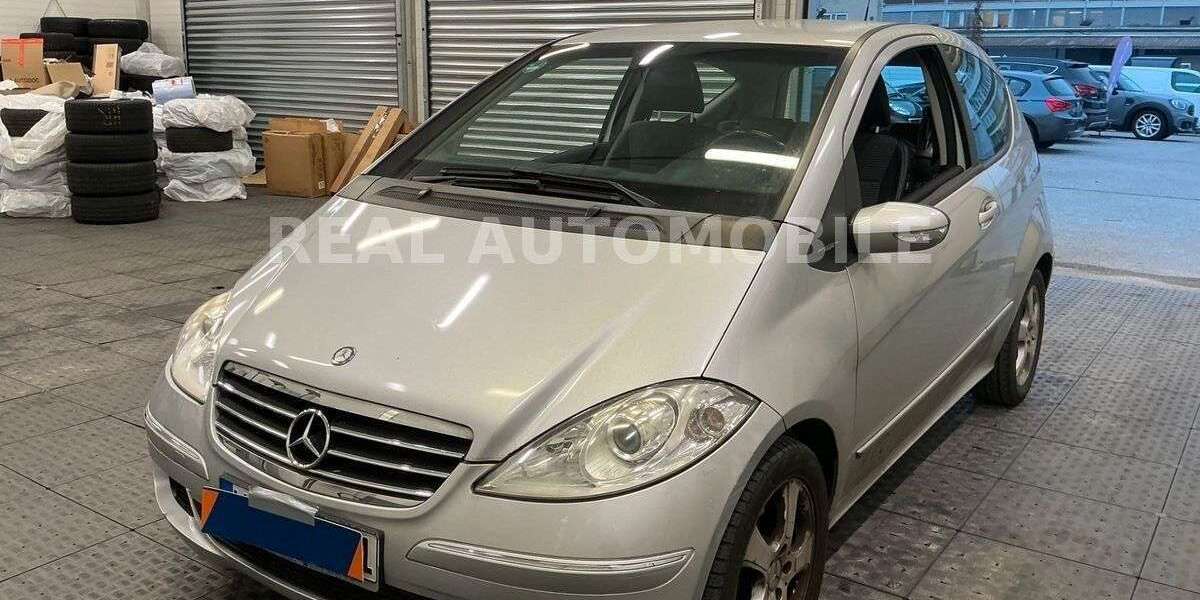 Mercedes-Benz A 170 106.000 km 4.890 &euro; Frankfurt 65933