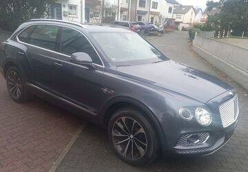 Bentley Bentayga 94.500 km 102.999 &euro; Frankfurt 65933