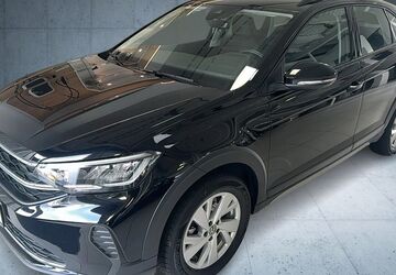 VW Taigo 27.000 km 18.380 &euro; Frankfurt am Main 60528