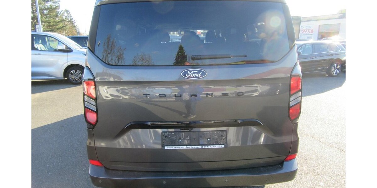 Ford Tourneo Custom 320 L2 Tourneo Titanium FWD Autom. 22.000 km 44.950 &euro; Gernsheim 64579
