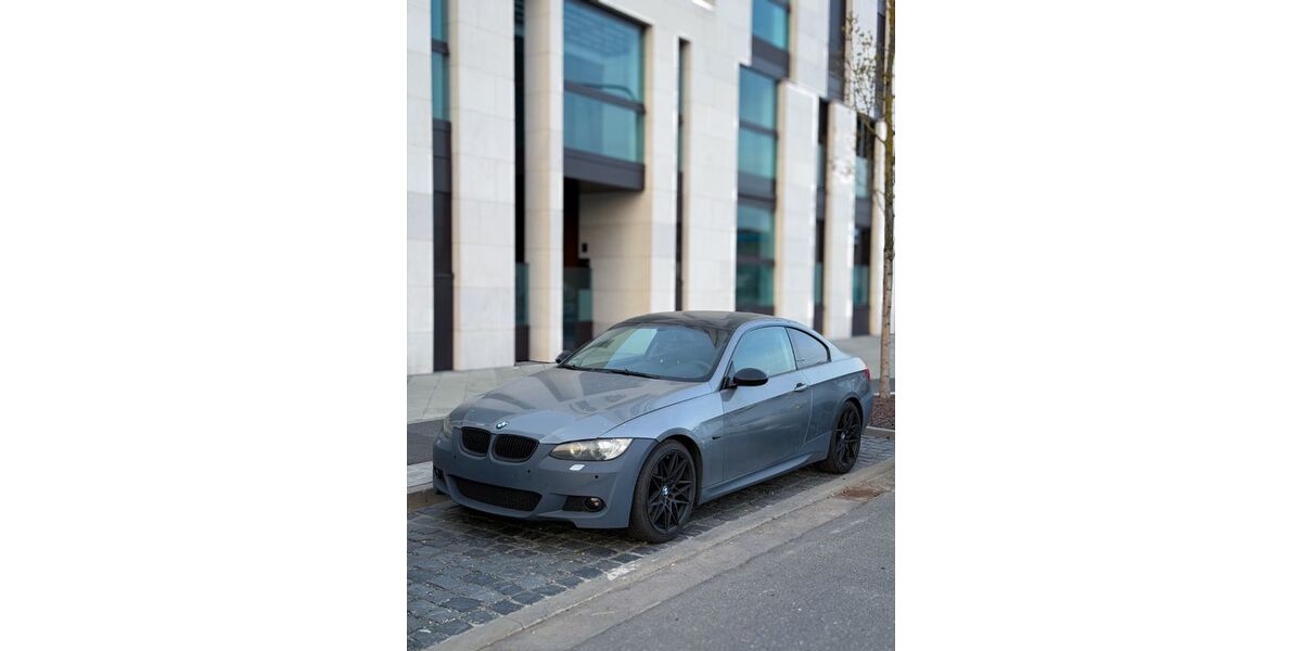 BMW 320 359.000 km 4.900 &euro; Frankfurt 60314