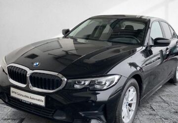 BMW 320 83.325 km 26.988 &euro; Frankfurt 60314