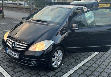 Mercedes-Benz A 180 210.000 km 3.450 &euro; Frankfurt am main 65933