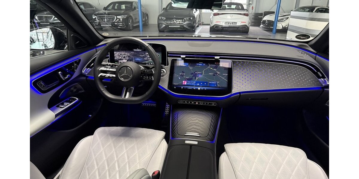 Mercedes-Benz E 300 T de AMG DISTR-AIRMATIC-4D SURROUND-DC-AHK 14.998 km 58.798 &euro; Groß-Umstadt 64823