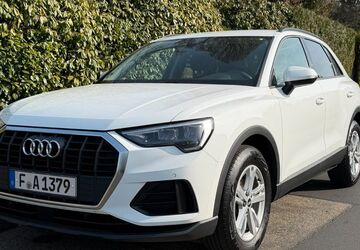 Audi Q3 9.890 km 26.900 &euro; Frankfurt am Main 60325