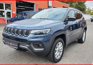 Jeep Compass 28.000 km 26.950 &euro; Frankfurt am Main 60529