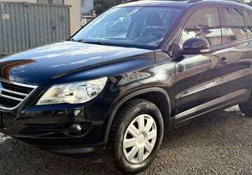 VW Tiguan 289.000 km 2.990 &euro; Flörsheim am Main 65439