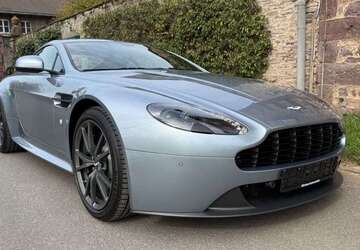 Aston Martin V8 10.693 km 83.007 &euro; Hofheim am Taunus 65719