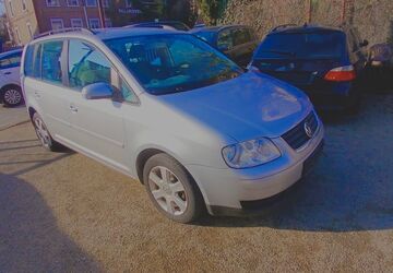 VW Touran 319.000 km 1.250 &euro; Frankfurt am Main 60388