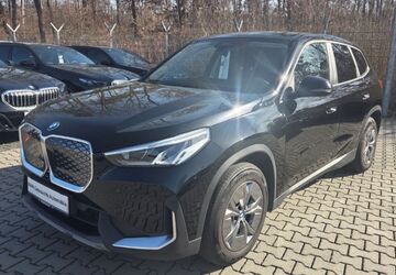 BMW iX1 27.153 km 31.988 &euro; Rödermark 63322