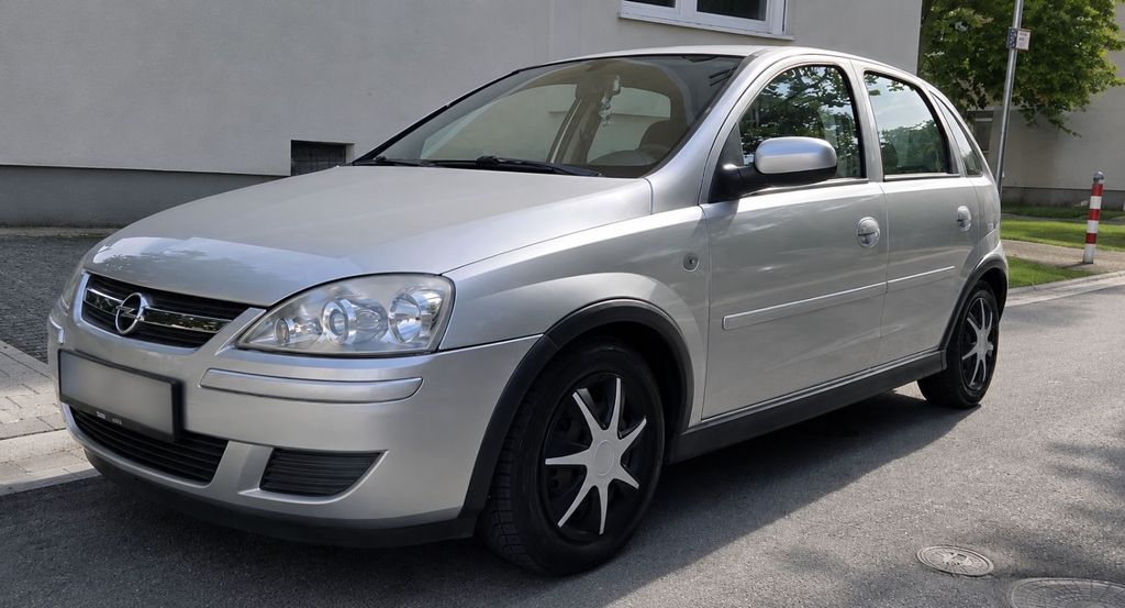 Opel Corsa 102.600 km 1.890 &euro; Darmstadt 64285