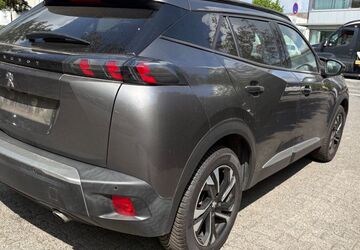Peugeot 2008 135.497 km 12.257 &euro; Frankfurt am Main 60389