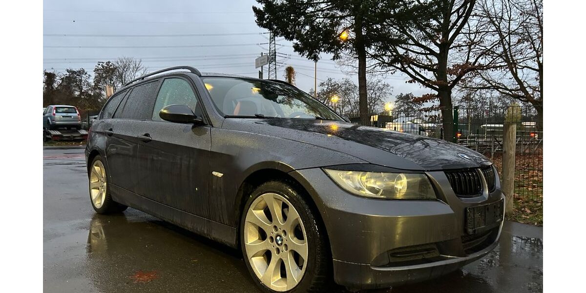 BMW 320 238.000 km 3.700 &euro; Frankfurt am Main 60486