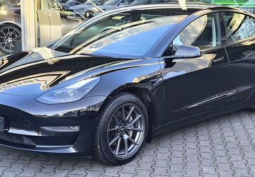 Tesla Model 3 79.374 km 25.450 &euro; Dieburg 64807