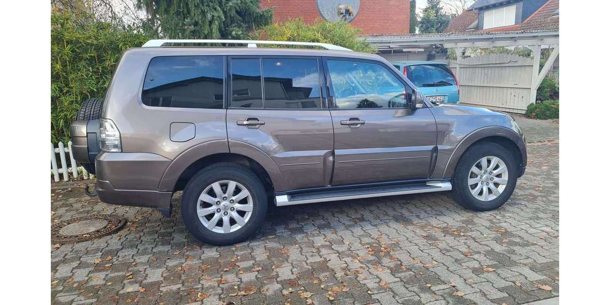 Mitsubishi Pajero 215.690 km 16.500 &euro; Rödermark 63322
