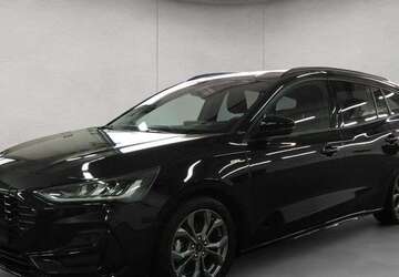 Ford Focus 13.865 km 20.950 &euro; Frankfurt am Main 60386