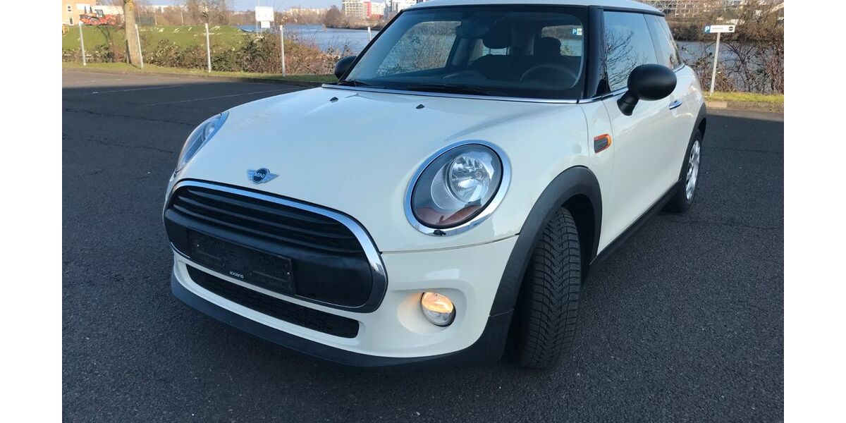 Mini ONE 139.000 km 7.700 &euro; Frankfurt 60385