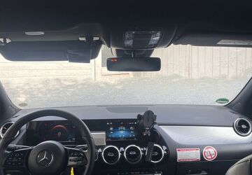 Mercedes-Benz B 180 311.000 km 11.990 &euro; Griesheim 64347