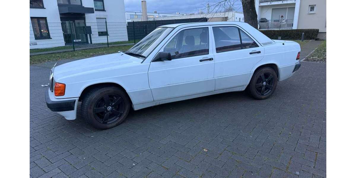 Mercedes-Benz 190 76.000 km 9.999 &euro; Hochheim am Main 65239