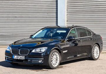 BMW 740 194.000 km 17.999 &euro; Frankfurt am Main 60433