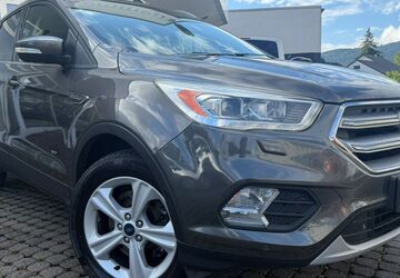 Ford Kuga 125.000 km 13.599 &euro; Bickenbach 64404