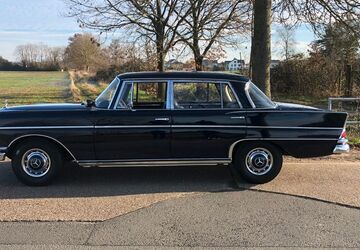 Mercedes-Benz 300 77.200 km 42.500 &euro; Egelsbach 63329