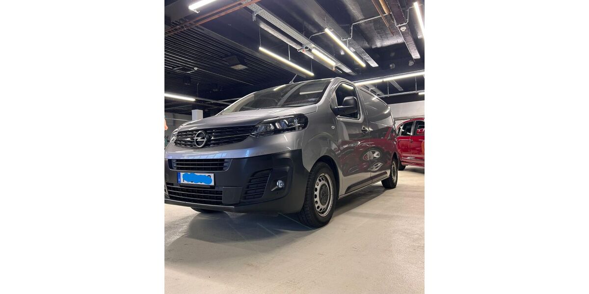 Opel Vivaro 50.000 km 16.990 &euro; Frankfurt am Main 60529