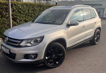 VW Tiguan 225.500 km 10.900 &euro; Frankfurt/M 60599