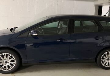 Ford Focus 346.000 km 2.158 &euro; Frankfurt 60528