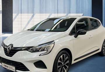 Renault Clio 34.664 km 12.970 &euro; Frankfurt / Main 60314