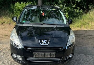 Peugeot 5008 154.000 km 3.900 &euro; Dreieich 63303