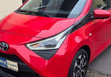 Toyota Aygo (X) 60.000 km 13.000 &euro; Frankfurt am Main 60529