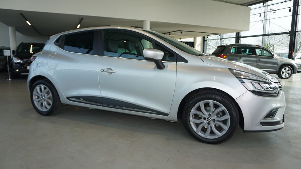 Renault Clio 56.000 km 11.876 &euro; Dietzenbach 63128