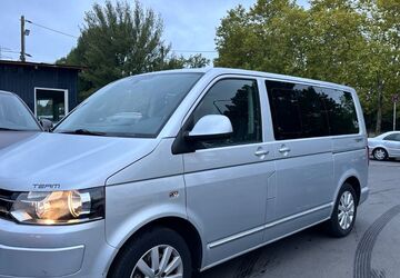 VW T5 Transporter 268.000 km 11.999 &euro; Frankfurt am Main 60486