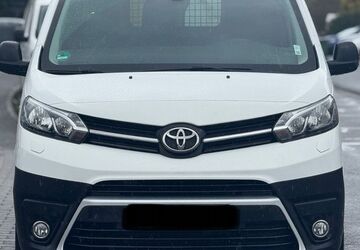 Toyota Proace (Verso) 136.000 km 11.950 &euro; Dieburg 64807