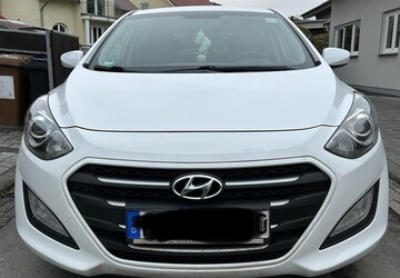 Hyundai i 30 135.000 km 8.500 &euro; Harxheim 55296