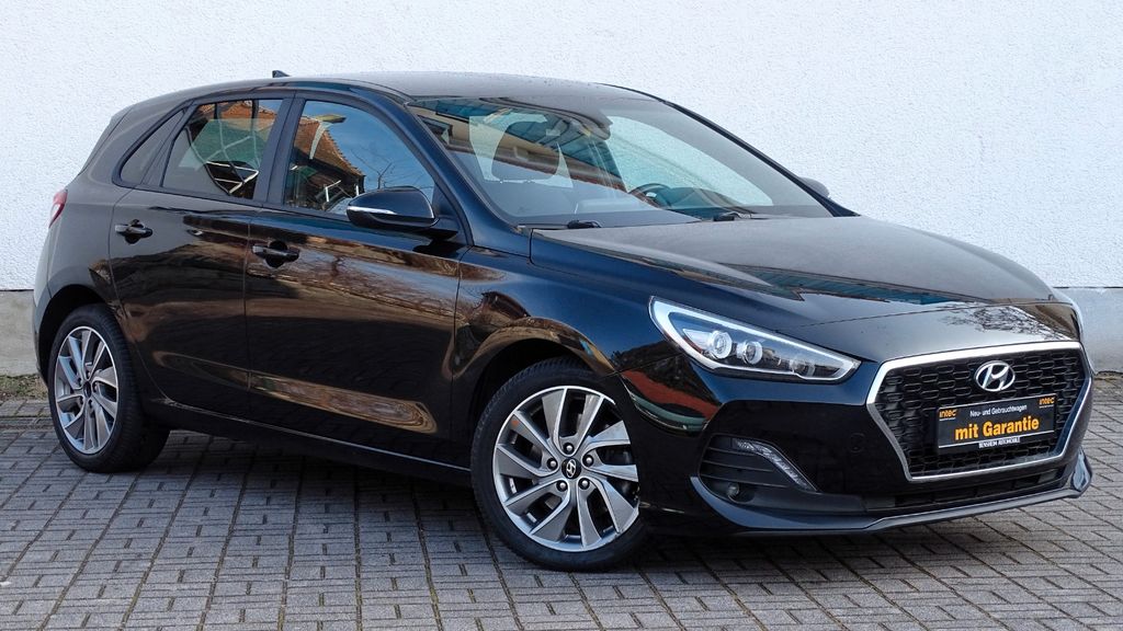 Hyundai i30 96.860 km 14.190 &euro; Bensheim 64625