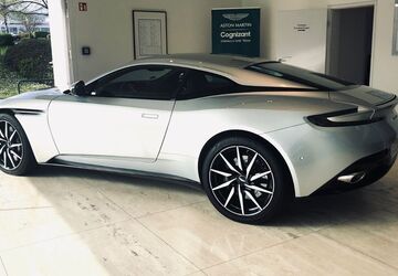 Aston Martin DB11 22.300 km 119.500 &euro; Frankfurt 60389