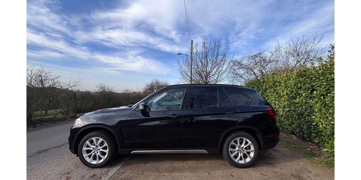 BMW X5 198.000 km 20.200 &euro; Offenbach 63071