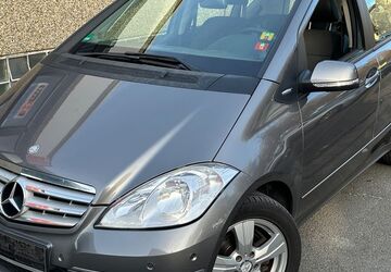 Mercedes-Benz A 180 326.000 km 2.222 &euro; Frankfurt am Main 65933