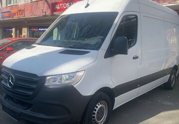 Mercedes-Benz Sprinter 180.500 km 18.990 &euro; Frankfurt am Main 60327