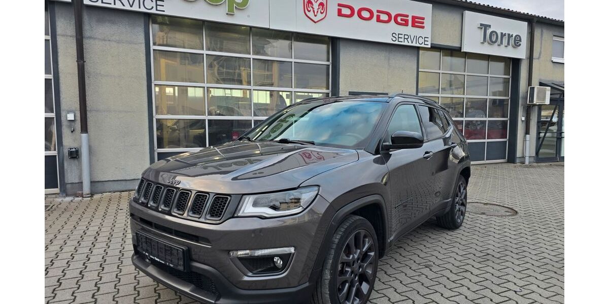 Jeep Compass 69.099 km 19.300 &euro; Bensheim 64625