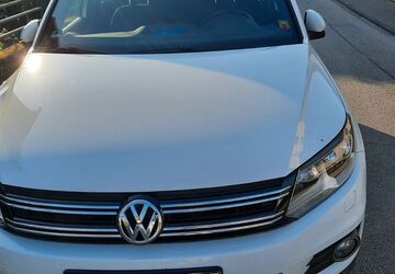 VW Tiguan 154.000 km 13.500 &euro; Bensheim 64625