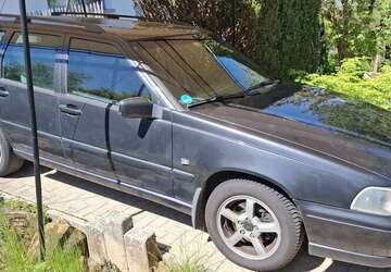 Volvo V70 330.000 km 1.200 &euro; Gundernhausen (Roßdorf) 64380