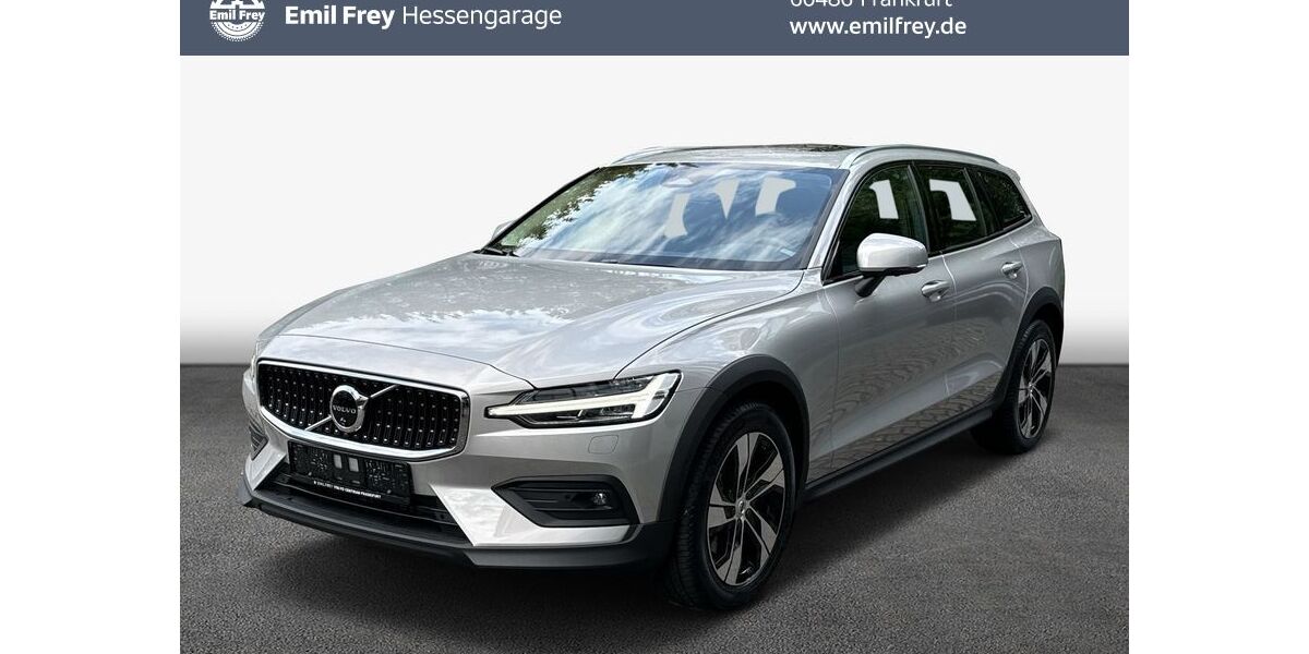 Volvo V60 Cross Country 14.155 km 61.900 &euro; Frankfurt am Main 60486