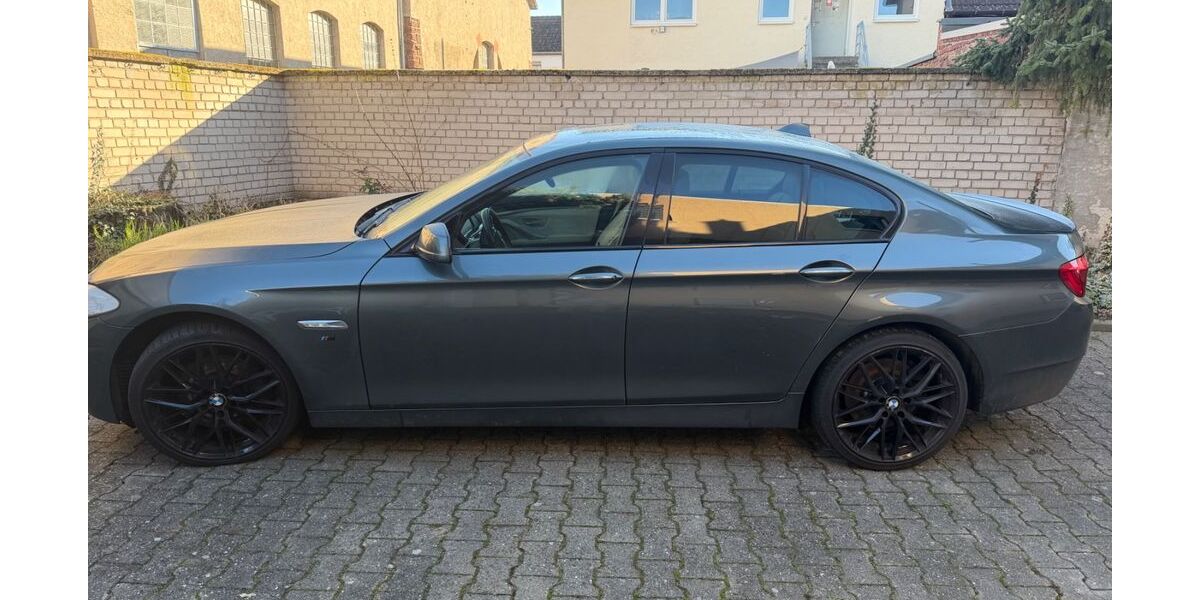 BMW 535 217.000 km 8.950 &euro; Frankfurt am Main 60306