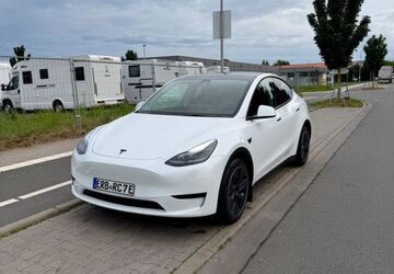 Tesla Model Y 54.300 km 29.999 &euro; Höchst im Odenwald 64739