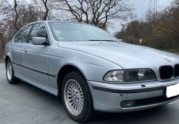 BMW 528 318.000 km 2.800 &euro; Rüsselsheim 65428